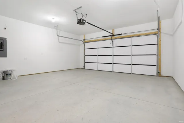 $270,000 | 1610 Theo Drive, Unit 2, Evansville, IN 47711