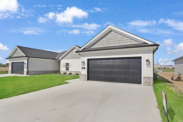 $270,000 | 1610 Theo Drive, Unit 2, Evansville, IN 47711