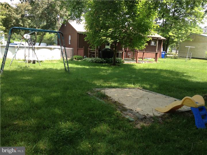 60 Stagecoach Road Southampton, NJ 08088 - Photo 3 of 12 Back Yard