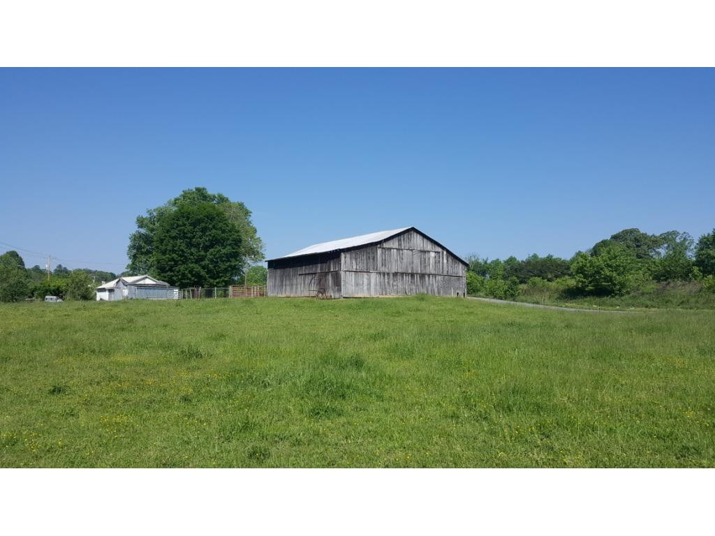 1670 Holly Creek Road Greeneville, TN 37745 - Photo 21 of 31 Photo 21