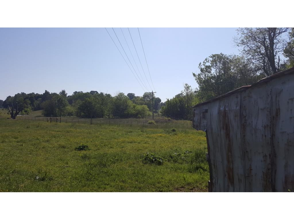 1670 Holly Creek Road Greeneville, TN 37745 - Photo 10 of 31 Photo 10
