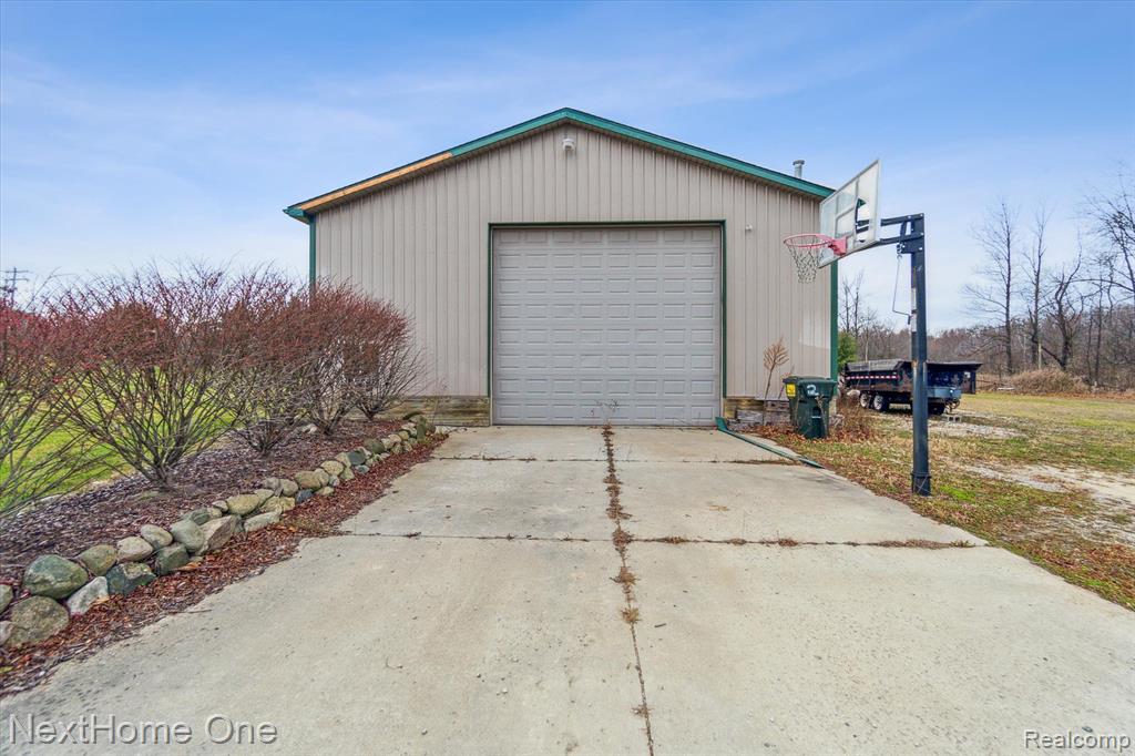 7463 Faussett Road Fenton, MI 48430 - Photo 42 of 53
