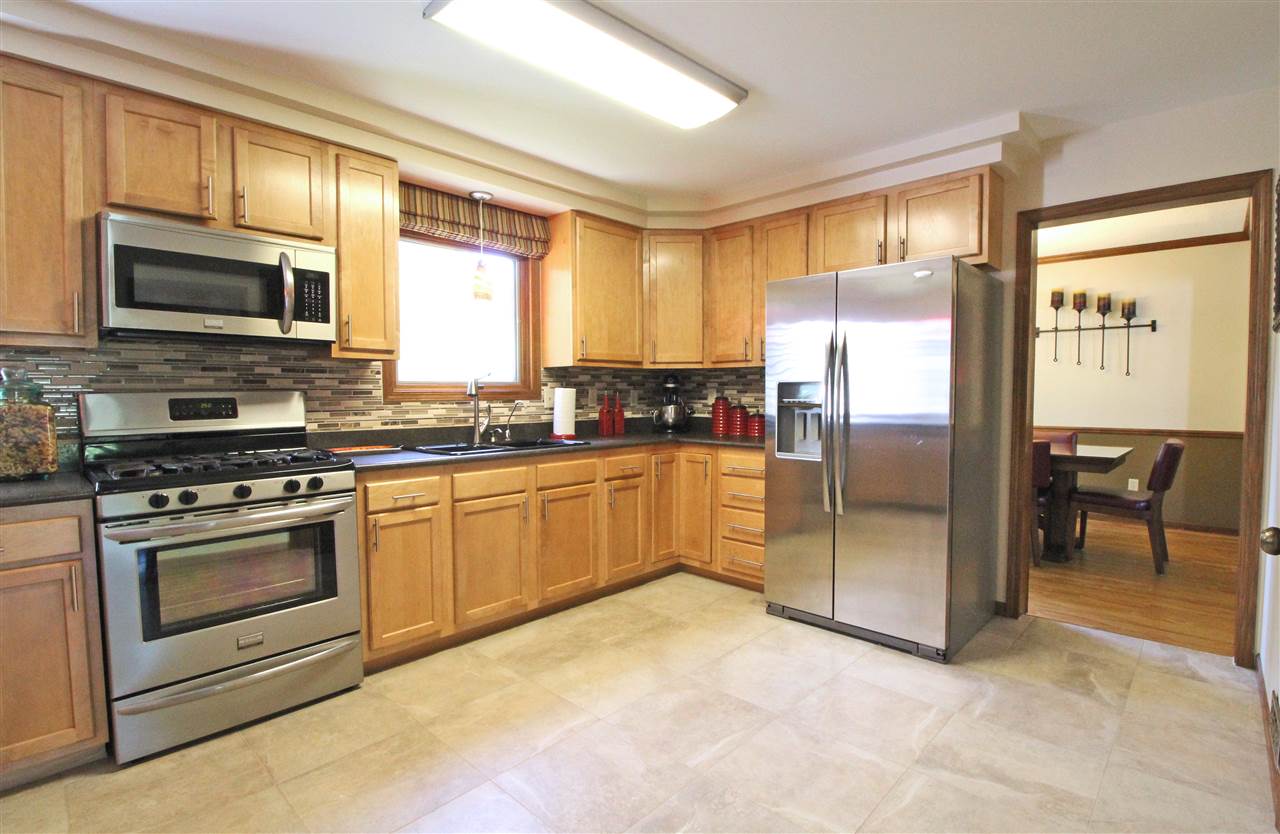 8314 Rail Fence Road Fort Wayne, IN 46835 - Photo 10 of 22