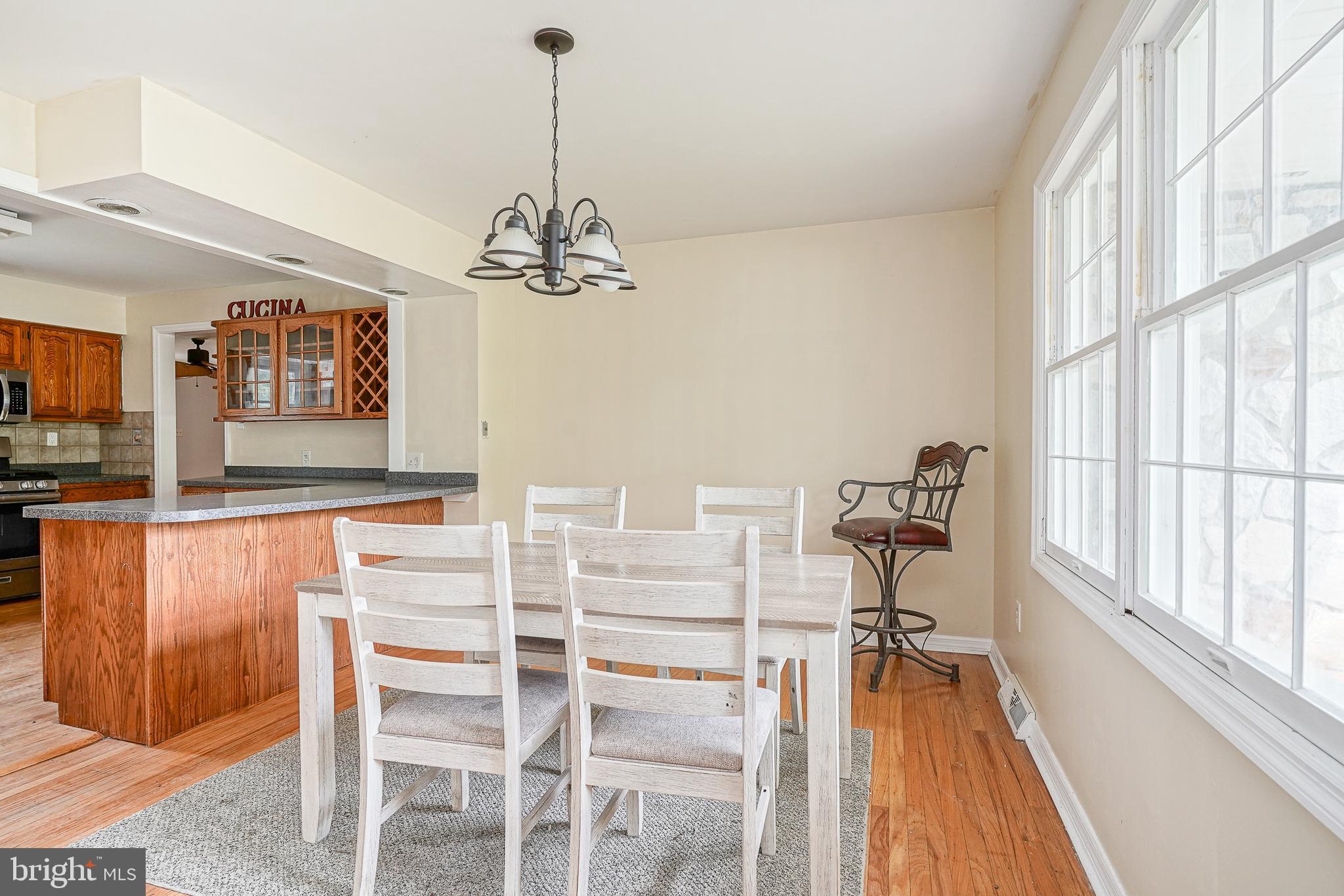 562 Hurffville - Cross Keys Road Sewell, NJ 08080 - Photo 11 of 35