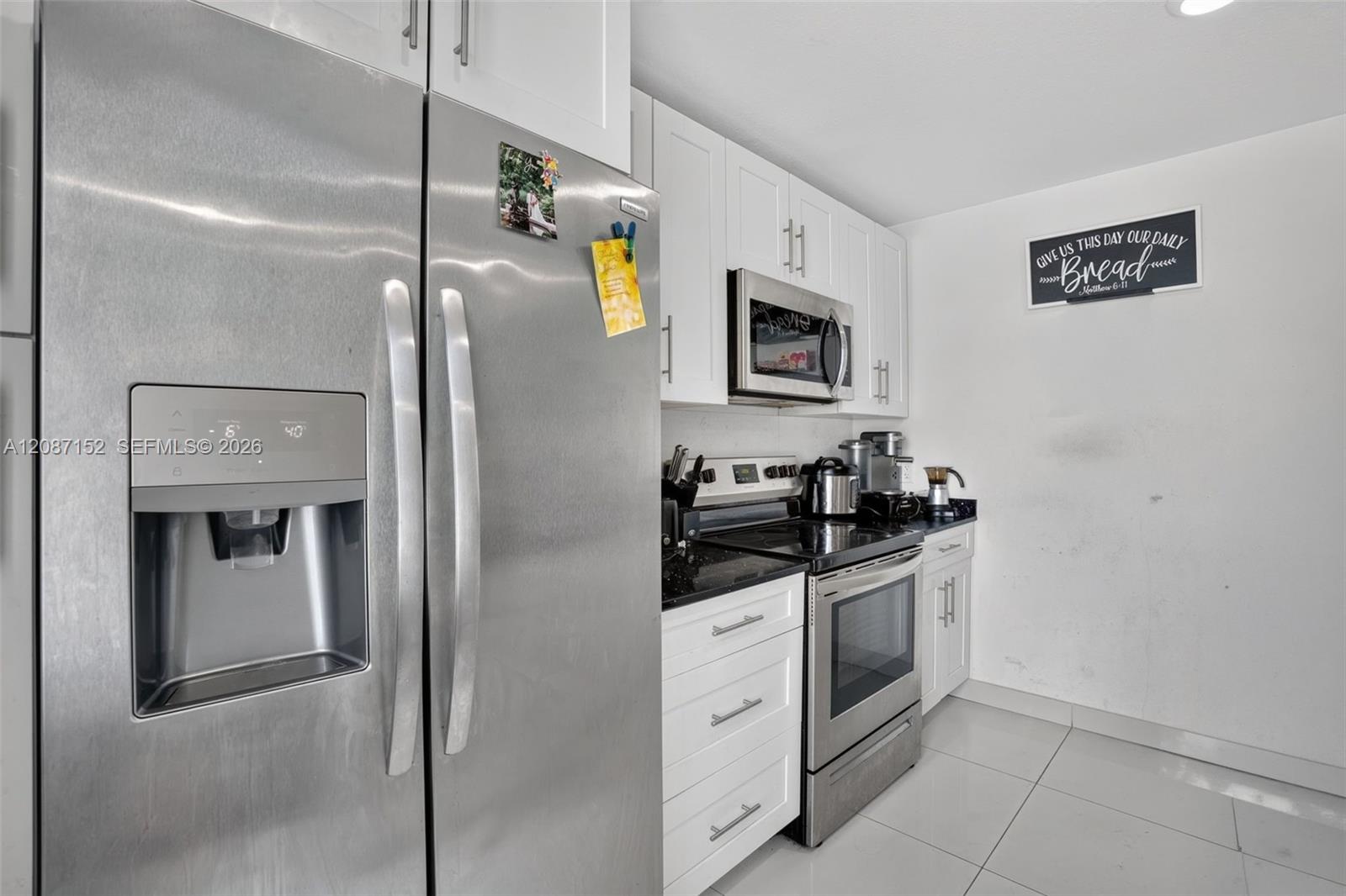 25836 Southwest 139th Path Homestead, FL 33032 - Photo 12 of 40 Gallery Image 12