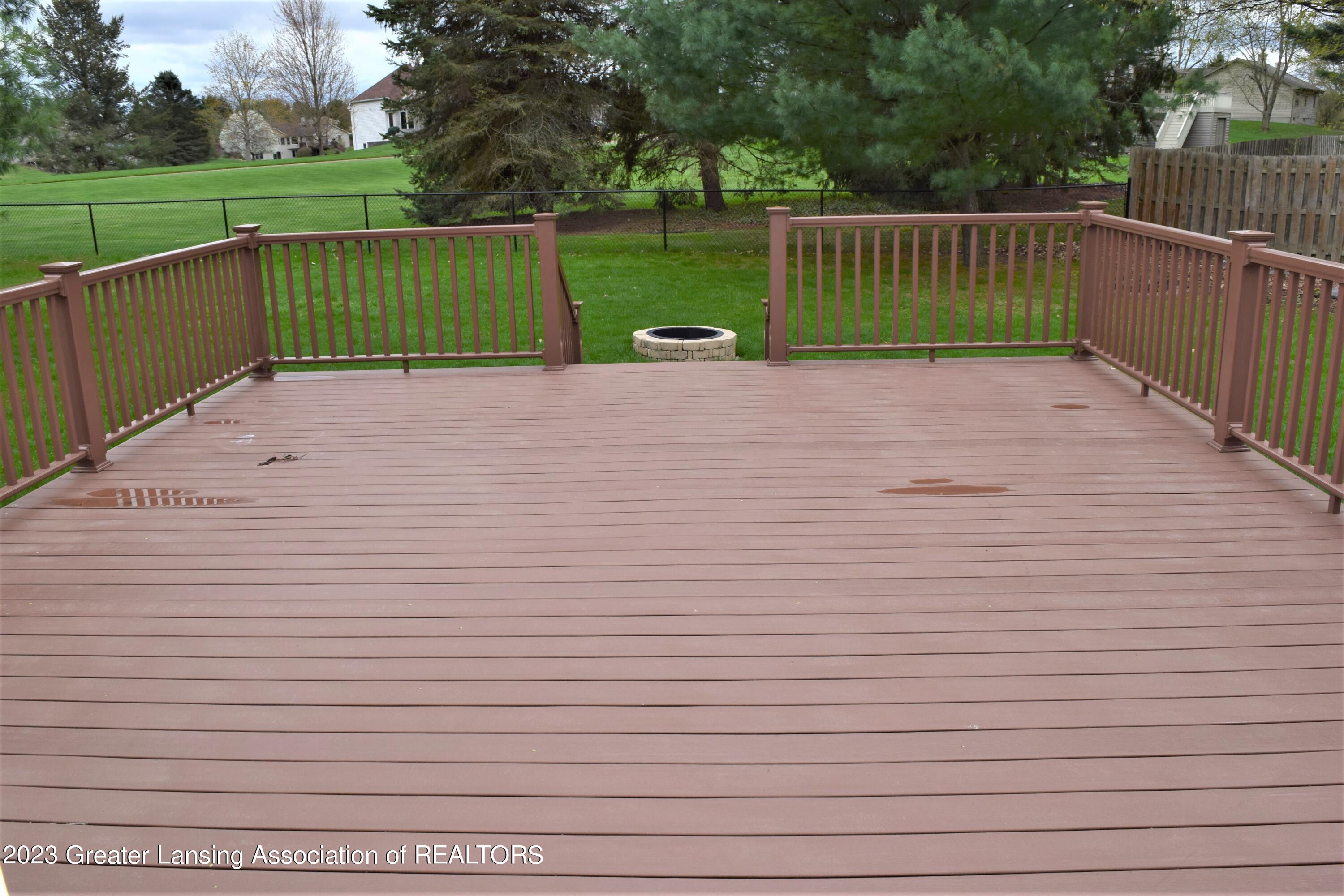 9129 Riverside Drive Grand Ledge, MI 48837 - Photo 46 of 55 DSC_0011