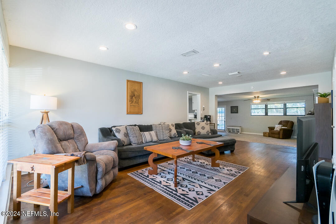 2363 Caladium Road Jacksonville, FL 32211 - Photo 6 of 20 livingroom 3