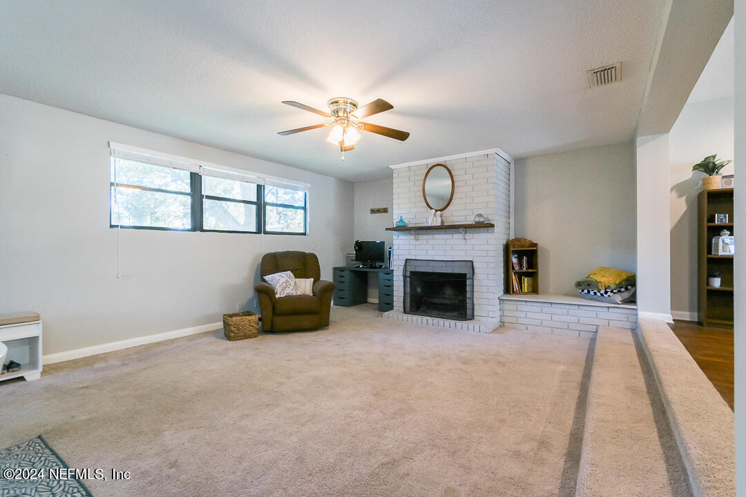 2363 Caladium Road Jacksonville, FL 32211 - Photo 8 of 20 Family room 2