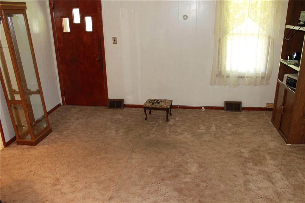 18 Oak Road West Middletown, PA 15379 - Photo 7 of 11 Entrance through the front door into the living room