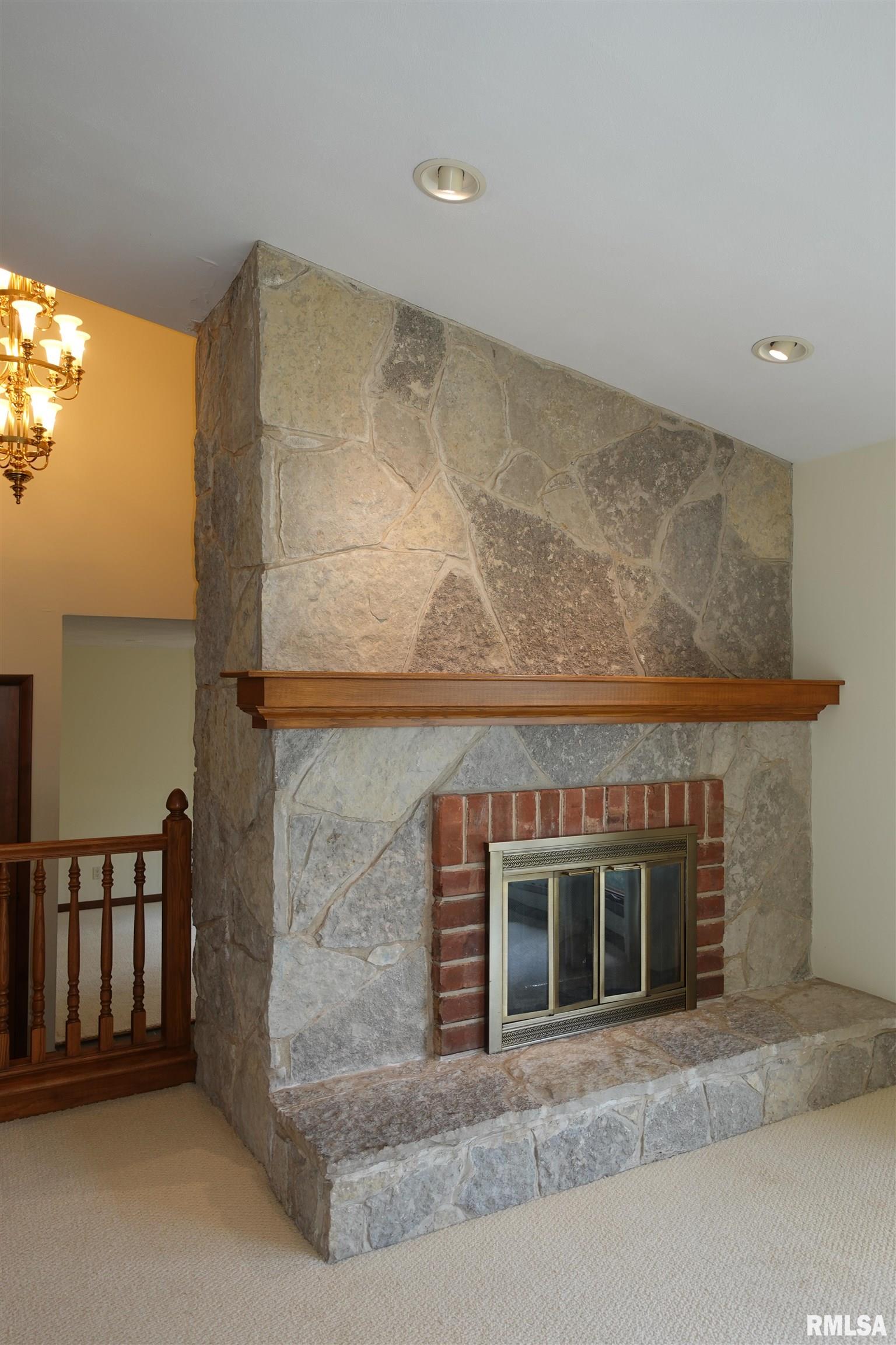 50 Hackberry Road Galesburg, IL 61401 - Photo 15 of 53