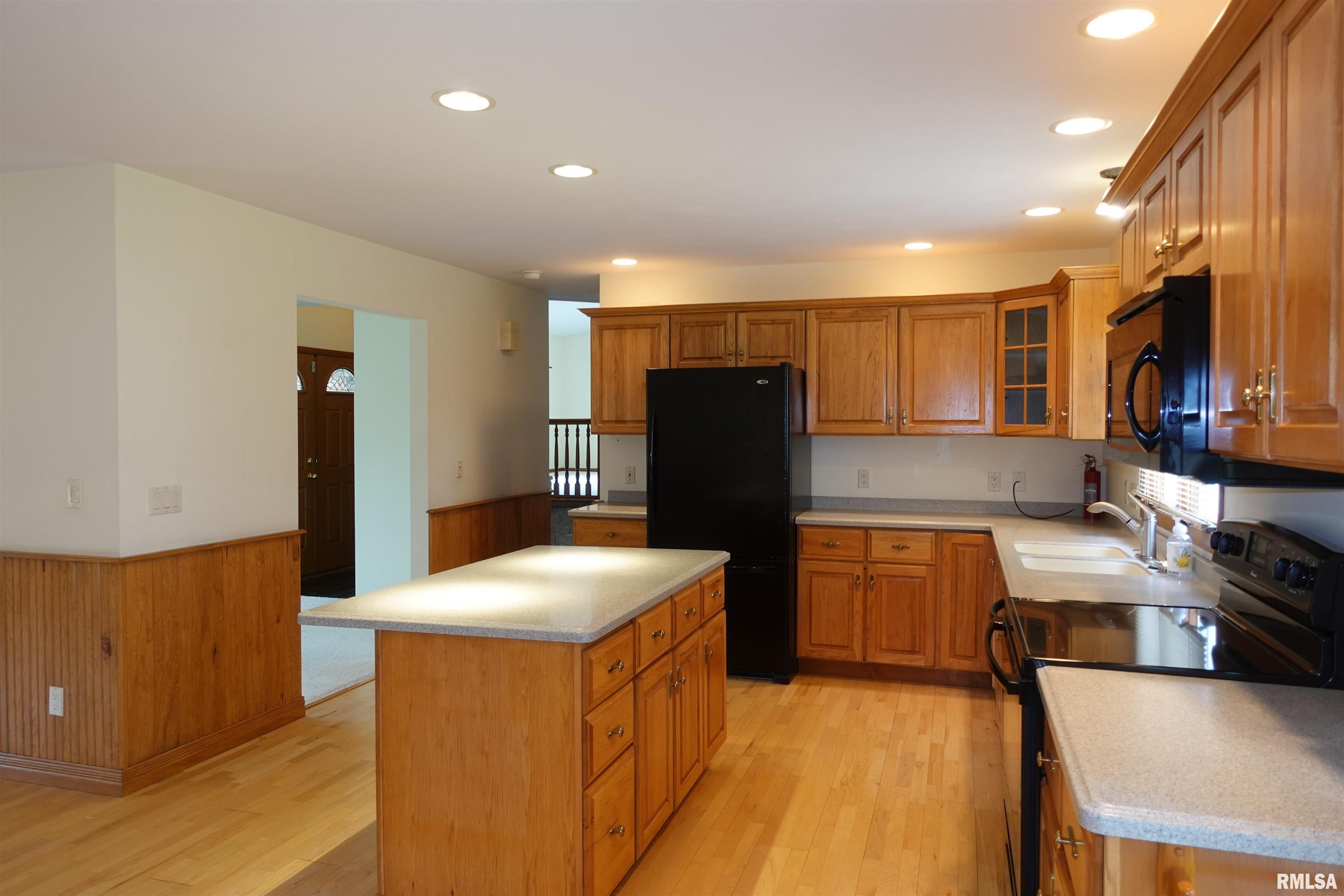 50 Hackberry Road Galesburg, IL 61401 - Photo 20 of 53