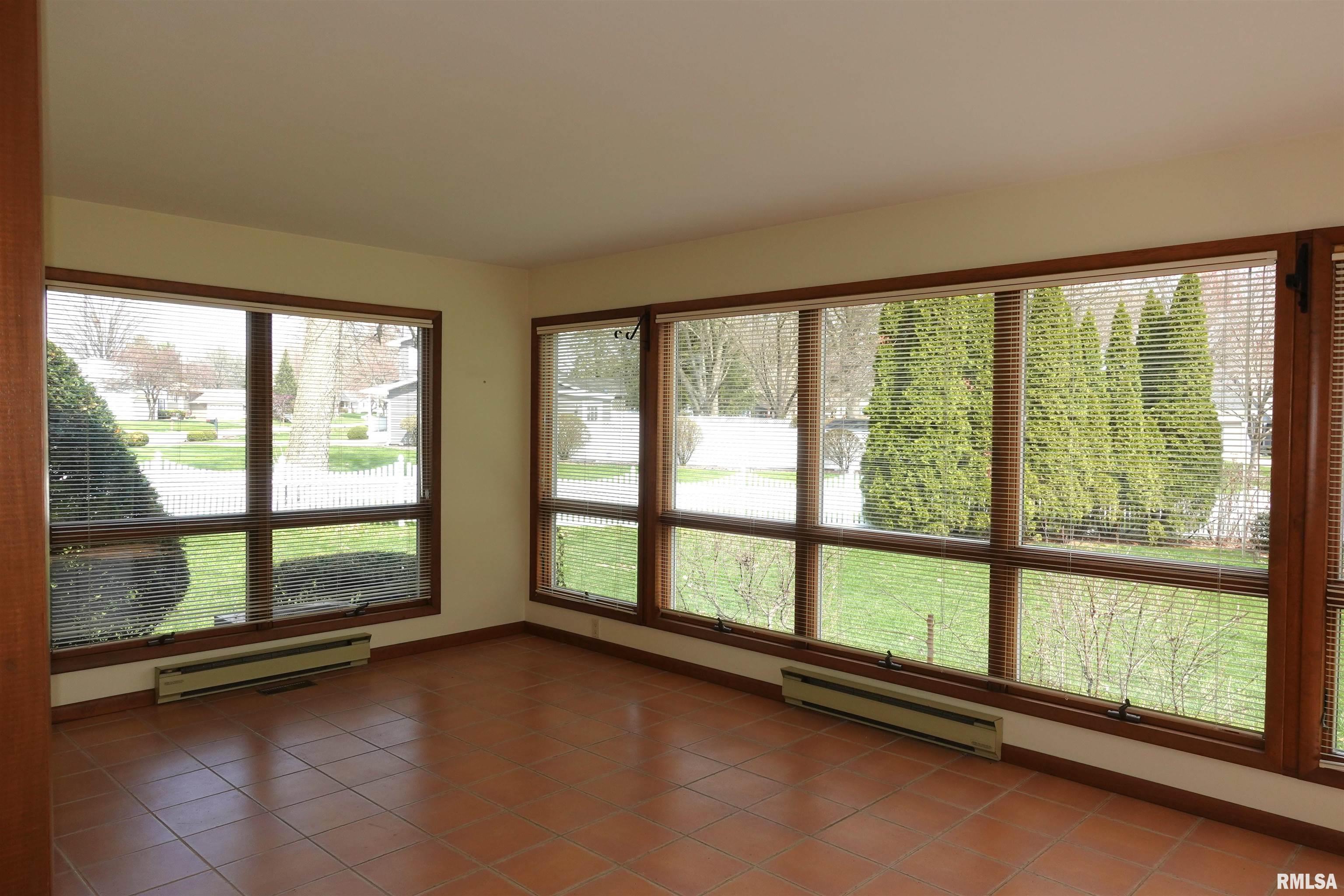 50 Hackberry Road Galesburg, IL 61401 - Photo 31 of 53