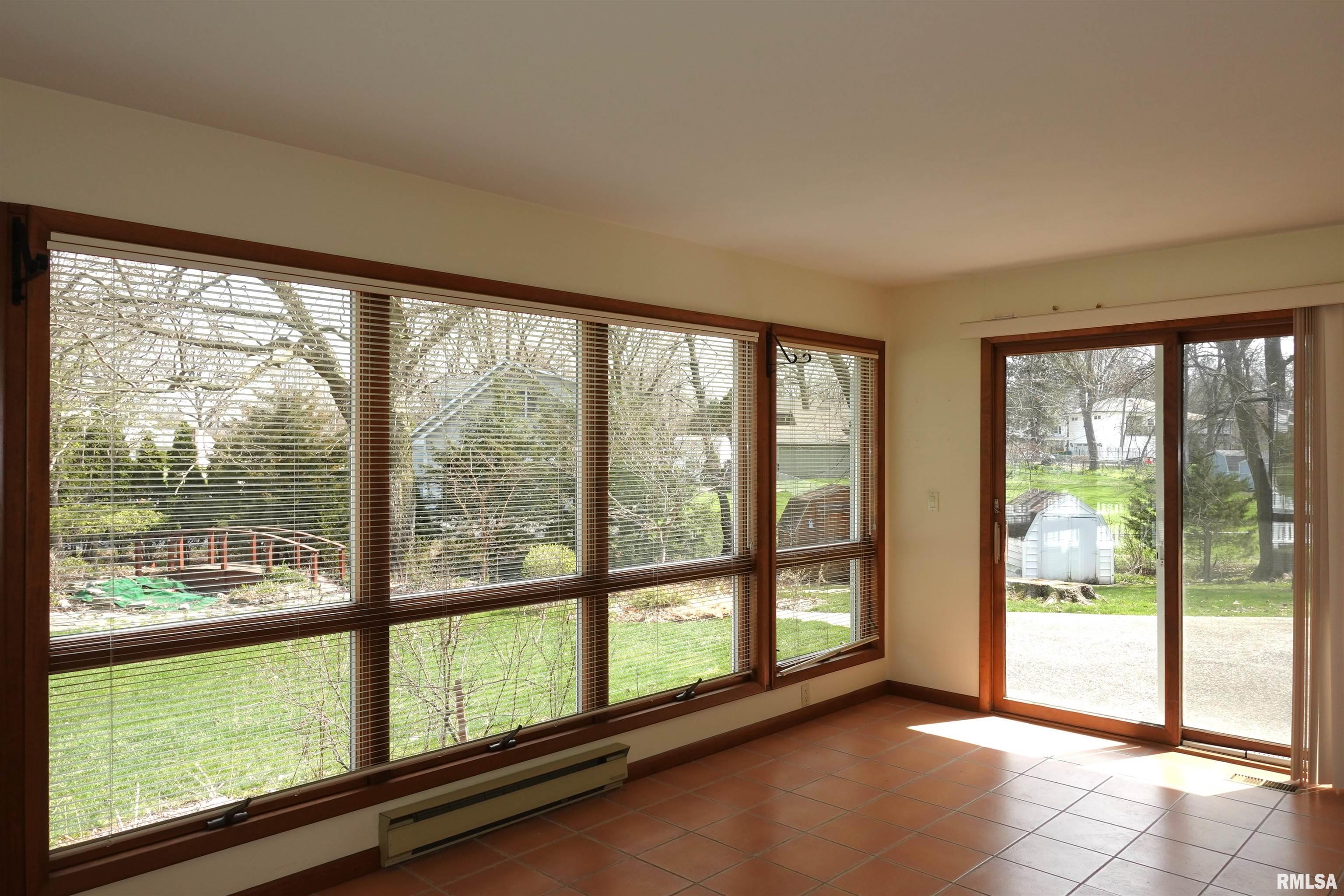 50 Hackberry Road Galesburg, IL 61401 - Photo 32 of 53