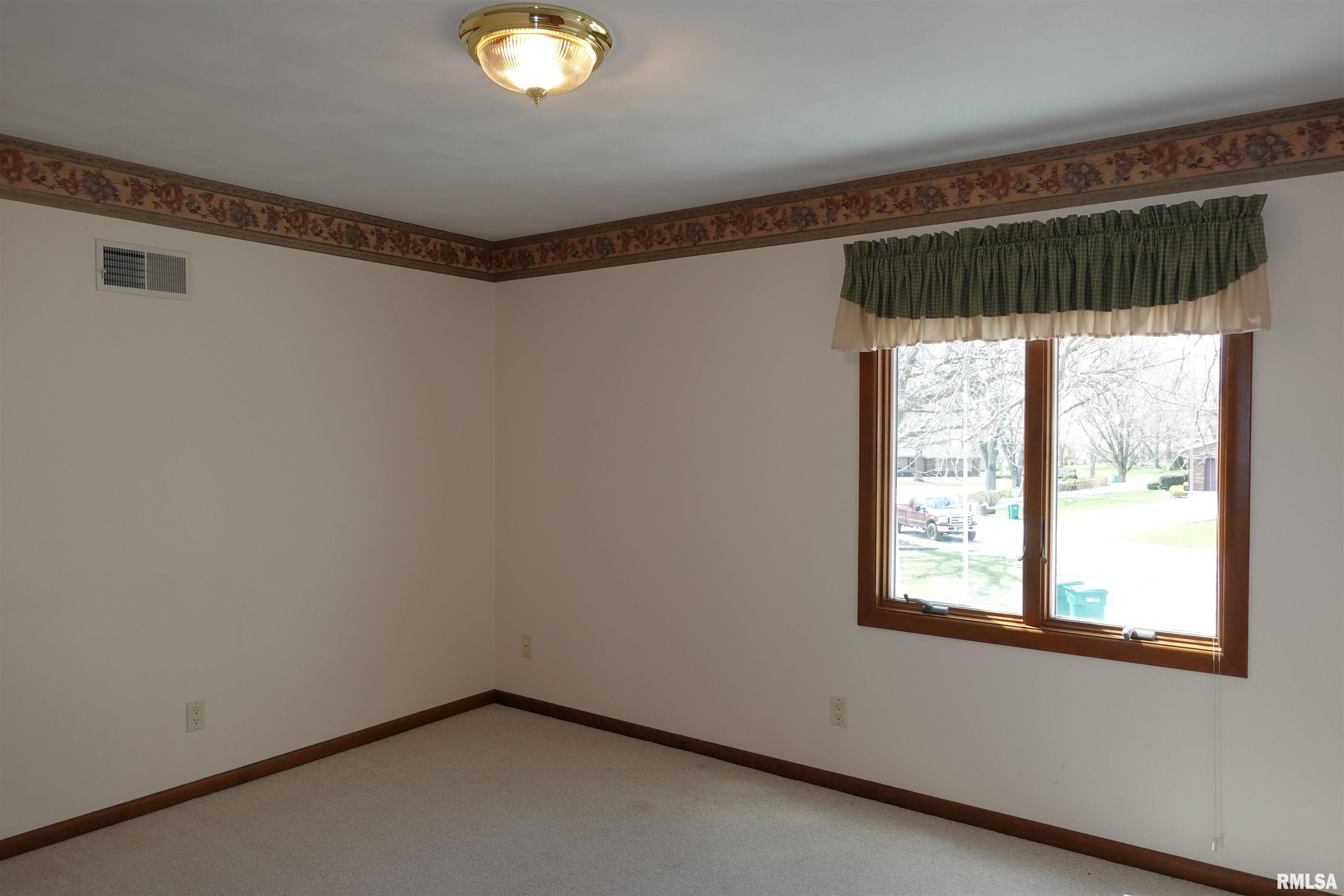 50 Hackberry Road Galesburg, IL 61401 - Photo 41 of 53