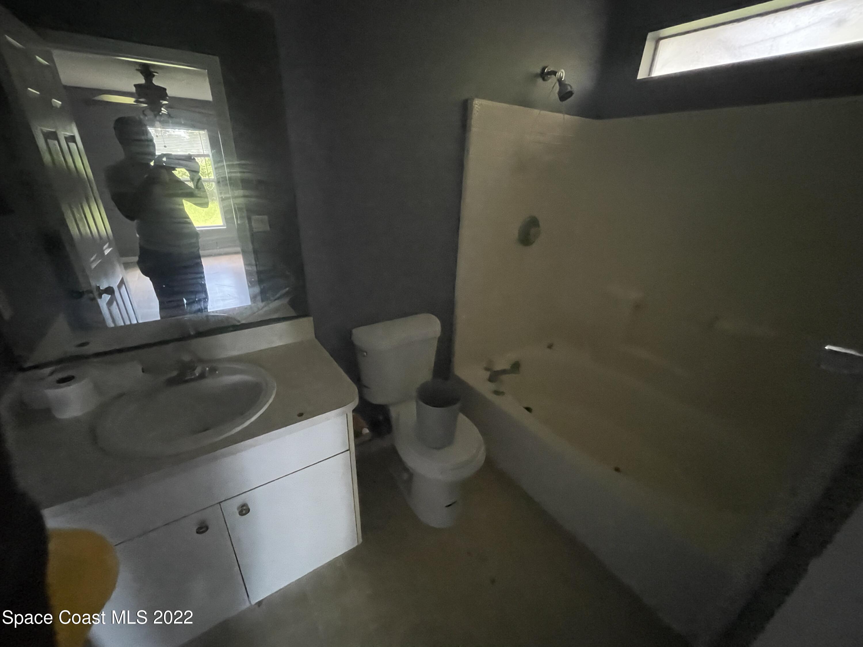 321 Sarah Road Southwest Palm Bay, FL 32908 - Photo 7 of 10 504F66EB-8B91-4FFD-B3BA-95A5C4B78755