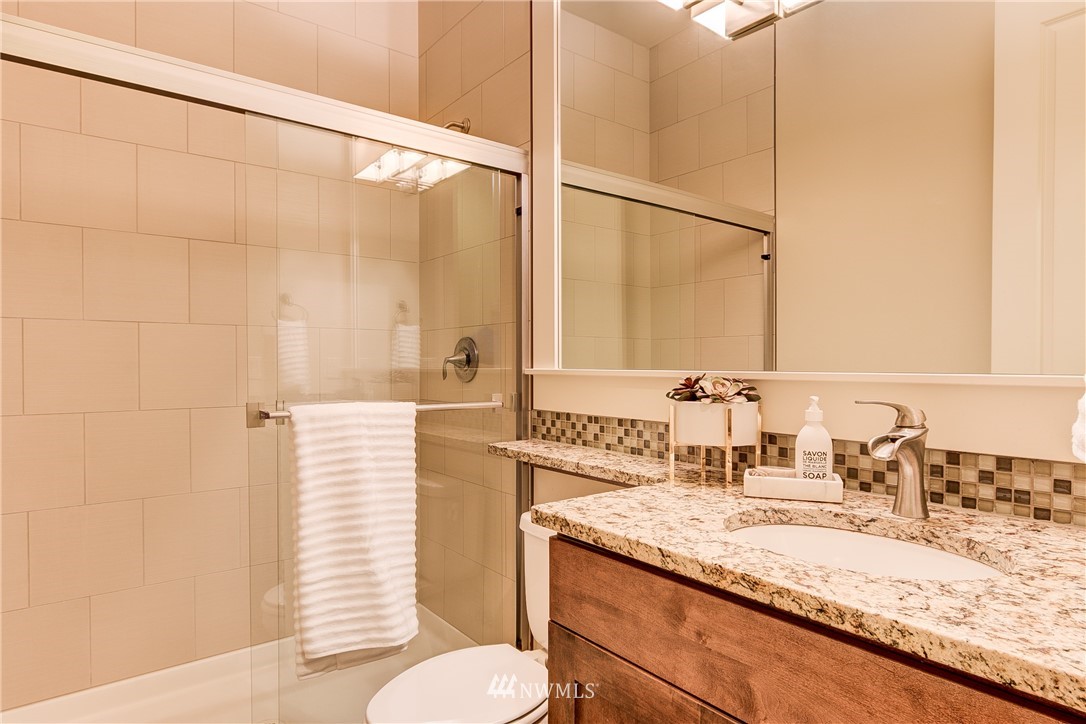 6601 Northeast 1st Street Renton, WA 98059 - Photo 22 of 40
