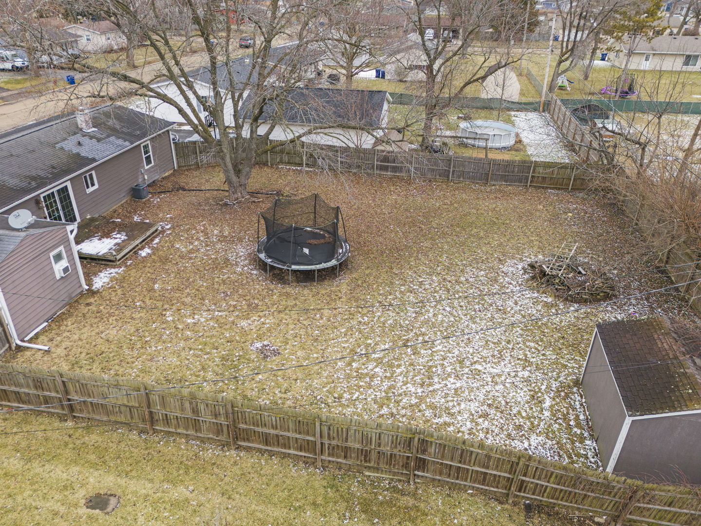 422 Best Avenue DeKalb, IL 60115 - Photo 26 of 34 a view of a backyard of the house