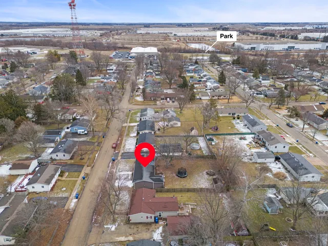 $245,000 | 422 Best Avenue, DeKalb, IL 60115