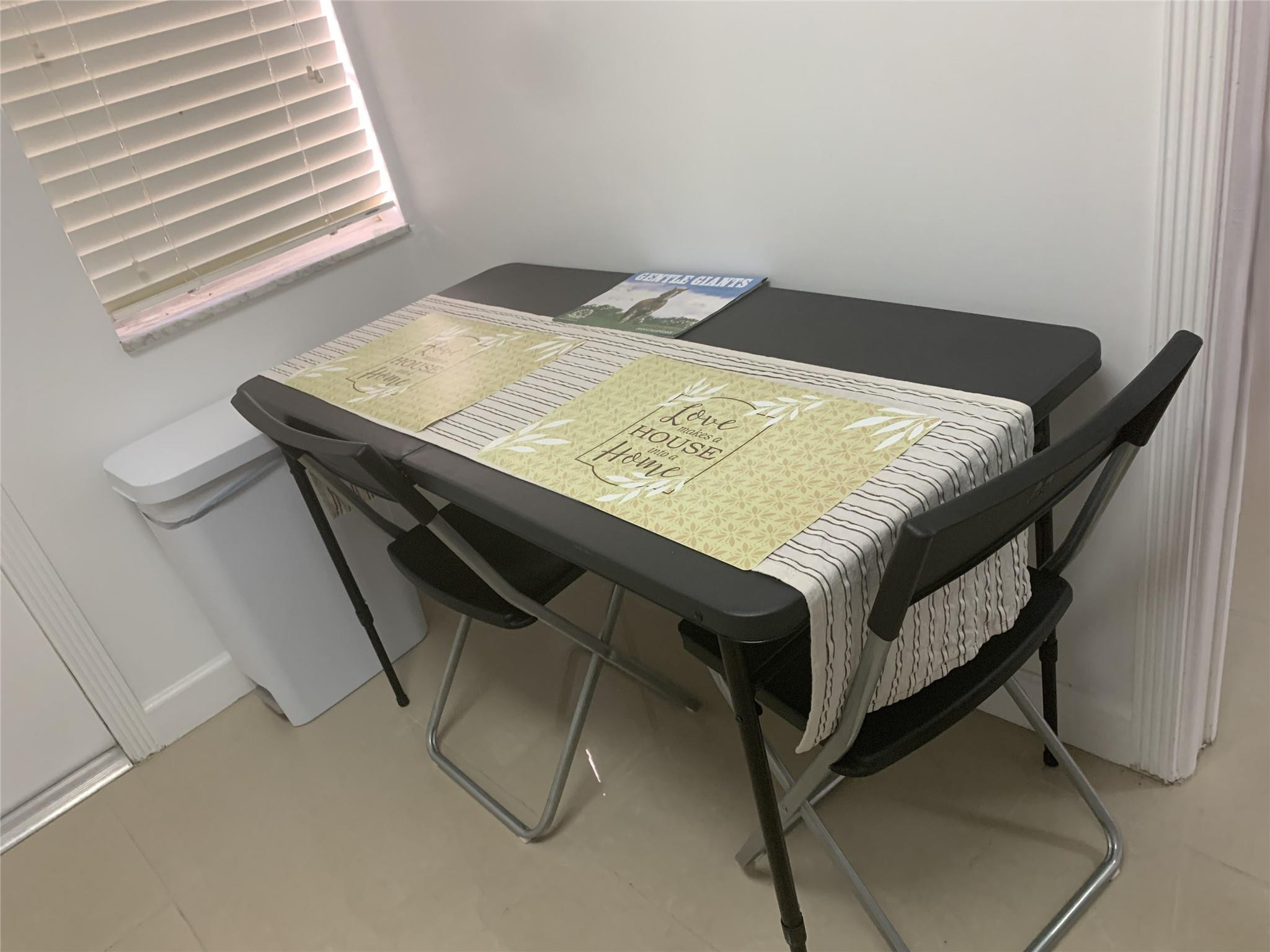 2940 North Course Drive, Unit 104 Pompano Beach, FL 33069 - Photo 4 of 21 Eat-In Kitchen