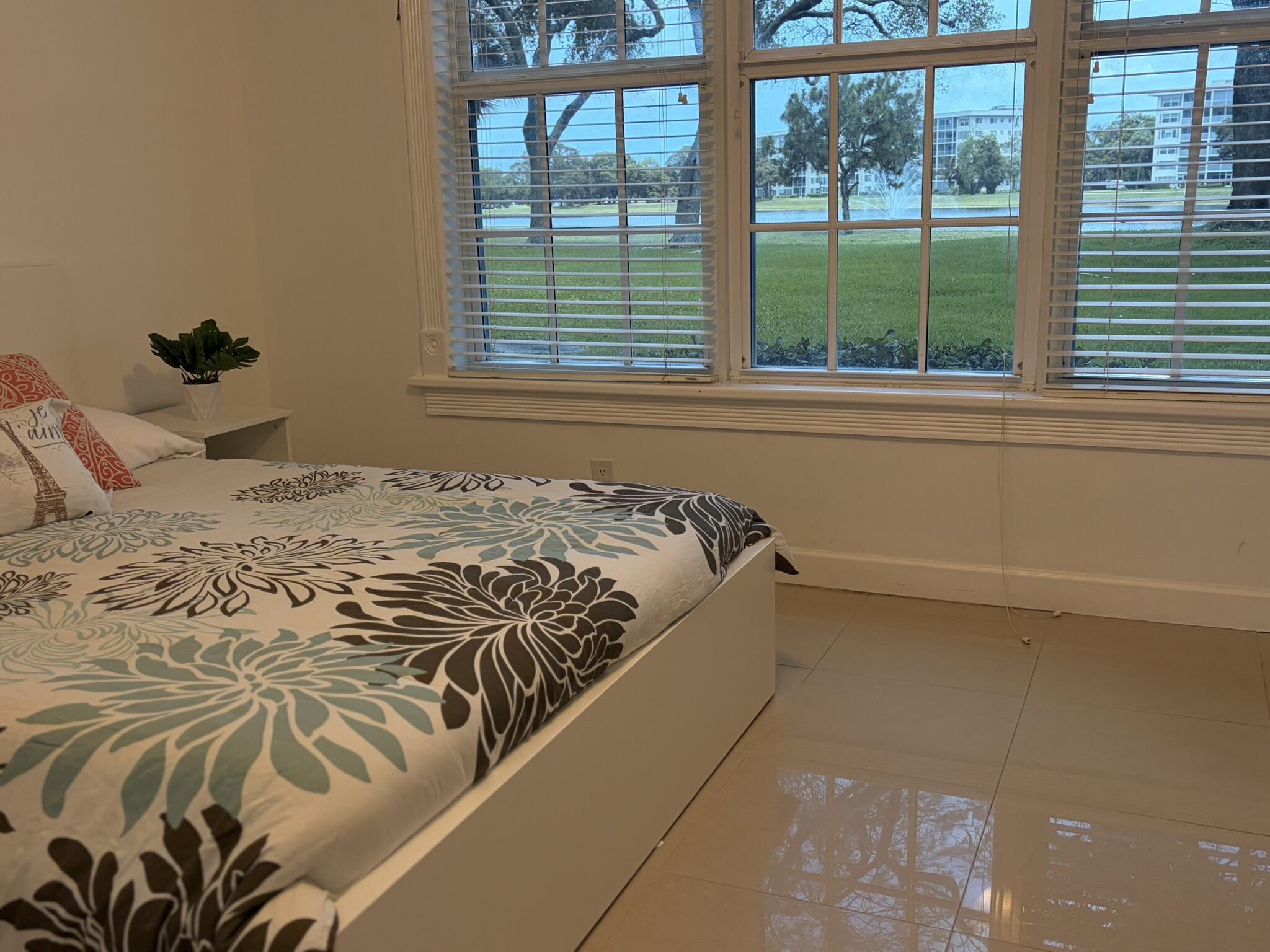 2940 North Course Drive, Unit 104 Pompano Beach, FL 33069 - Photo 7 of 19 palm_aire_nieves_group