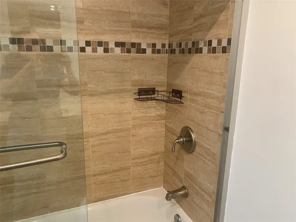 $2,150 | 2940 North Course Drive, Unit 104, Pompano Beach, FL 33069