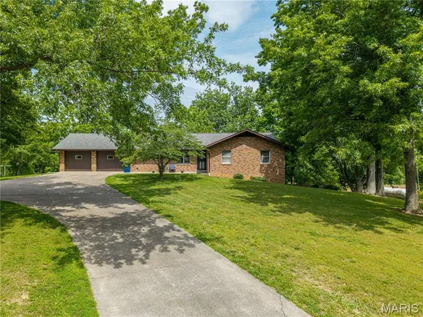 $409,900 | 1426 Highway B, Perryville, MO 63775