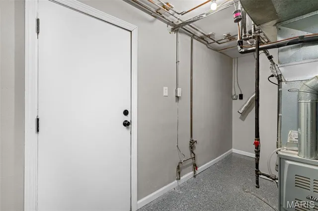 $318,000 | 7315 Ahern Avenue, University City, MO 63130