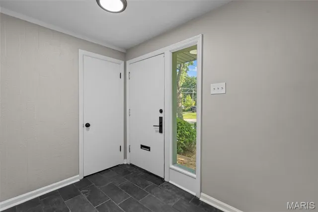 $318,000 | 7315 Ahern Avenue, University City, MO 63130