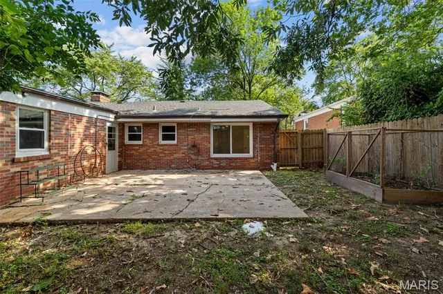 $318,000 | 7315 Ahern Avenue, University City, MO 63130