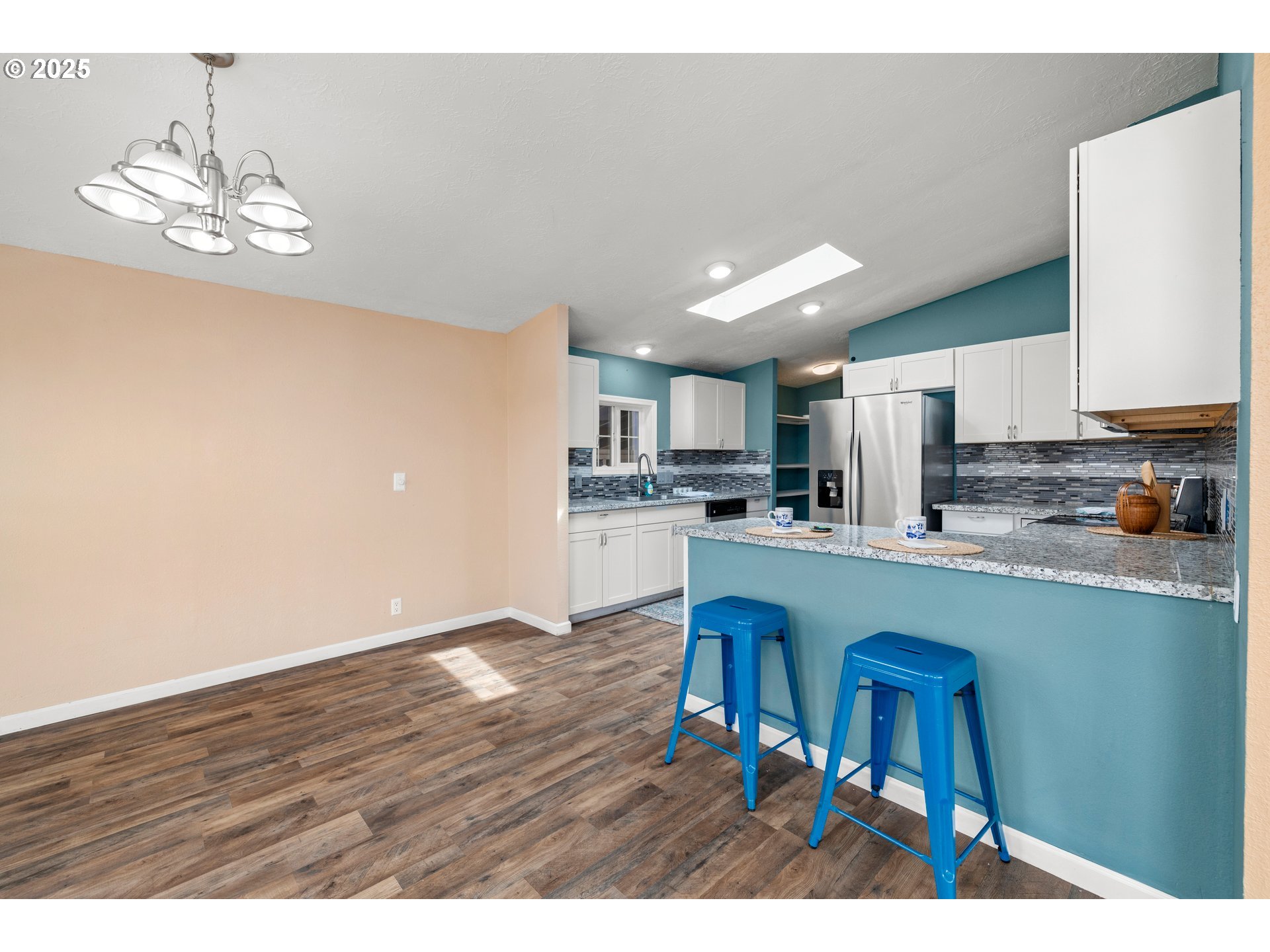 735 Southwest Sunset Way Troutdale, OR 97060 - Photo 20 of 34