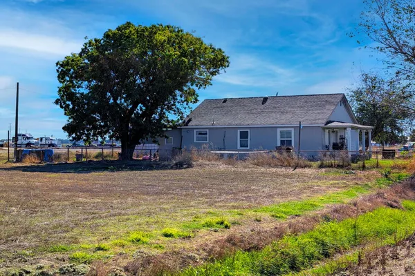 $1,200,000 | 19542 North Jack Tone Road, Lockeford, CA 95237