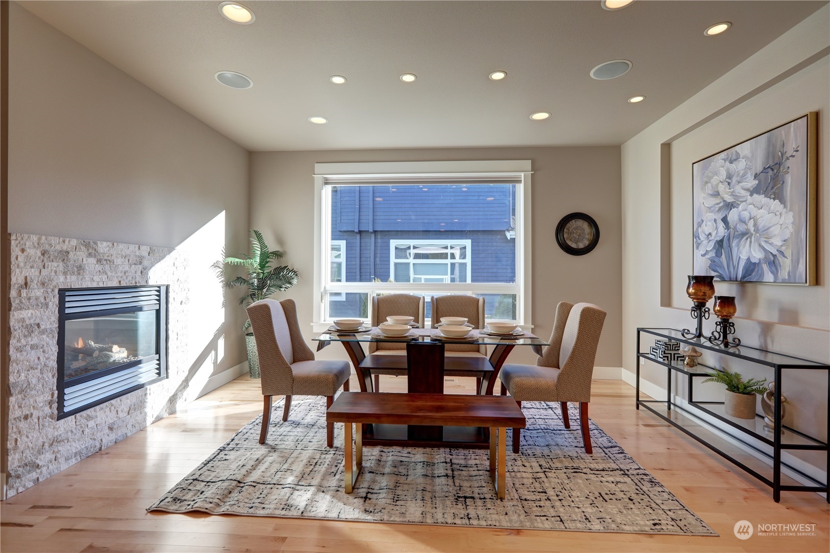 6003 Oakhurst Road South Seattle, WA 98118 - Photo 13 of 36
