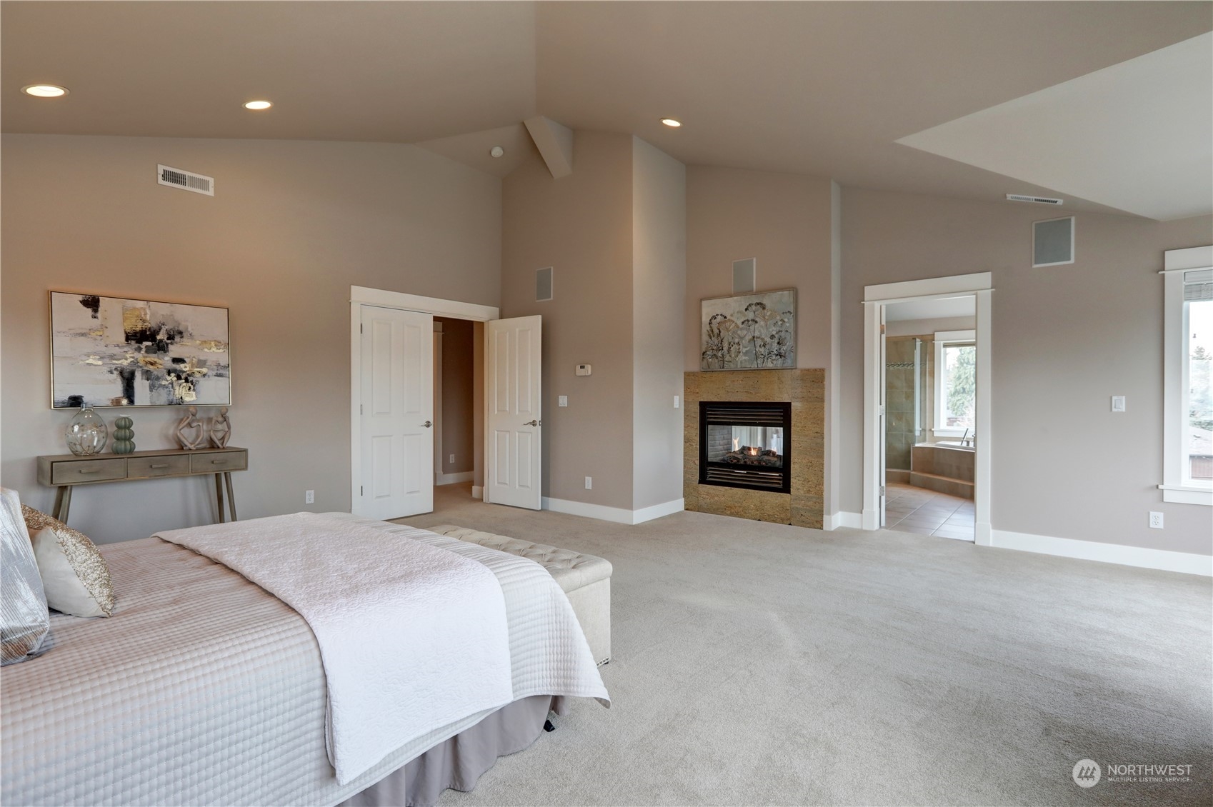 6003 Oakhurst Road South Seattle, WA 98118 - Photo 16 of 36