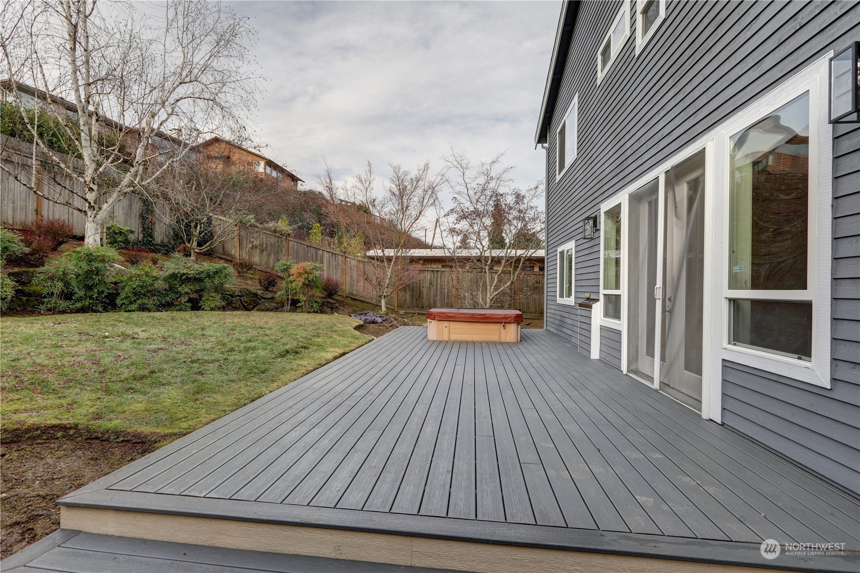 6003 Oakhurst Road South Seattle, WA 98118 - Photo 31 of 36