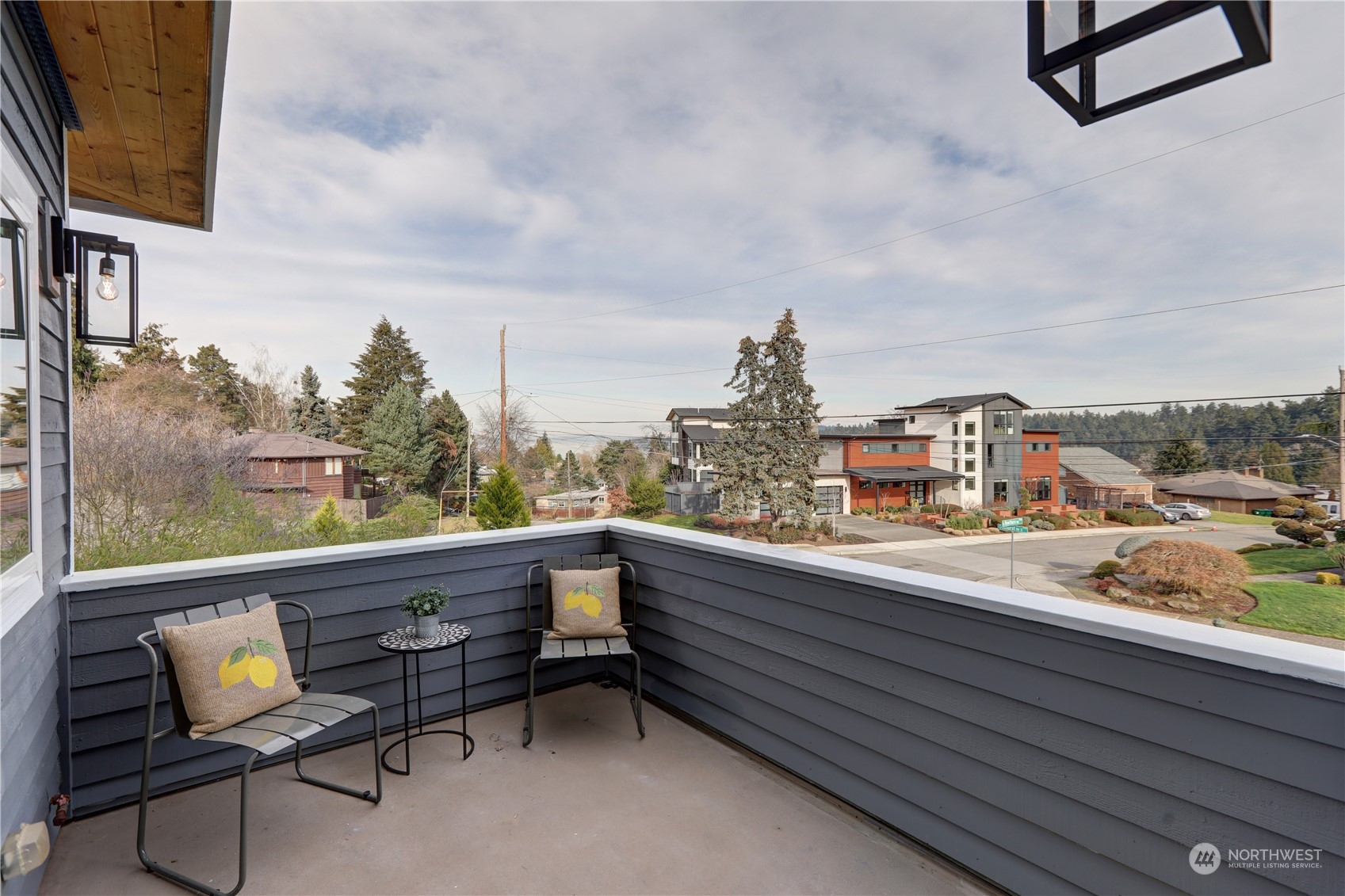 6003 Oakhurst Road South Seattle, WA 98118 - Photo 33 of 36
