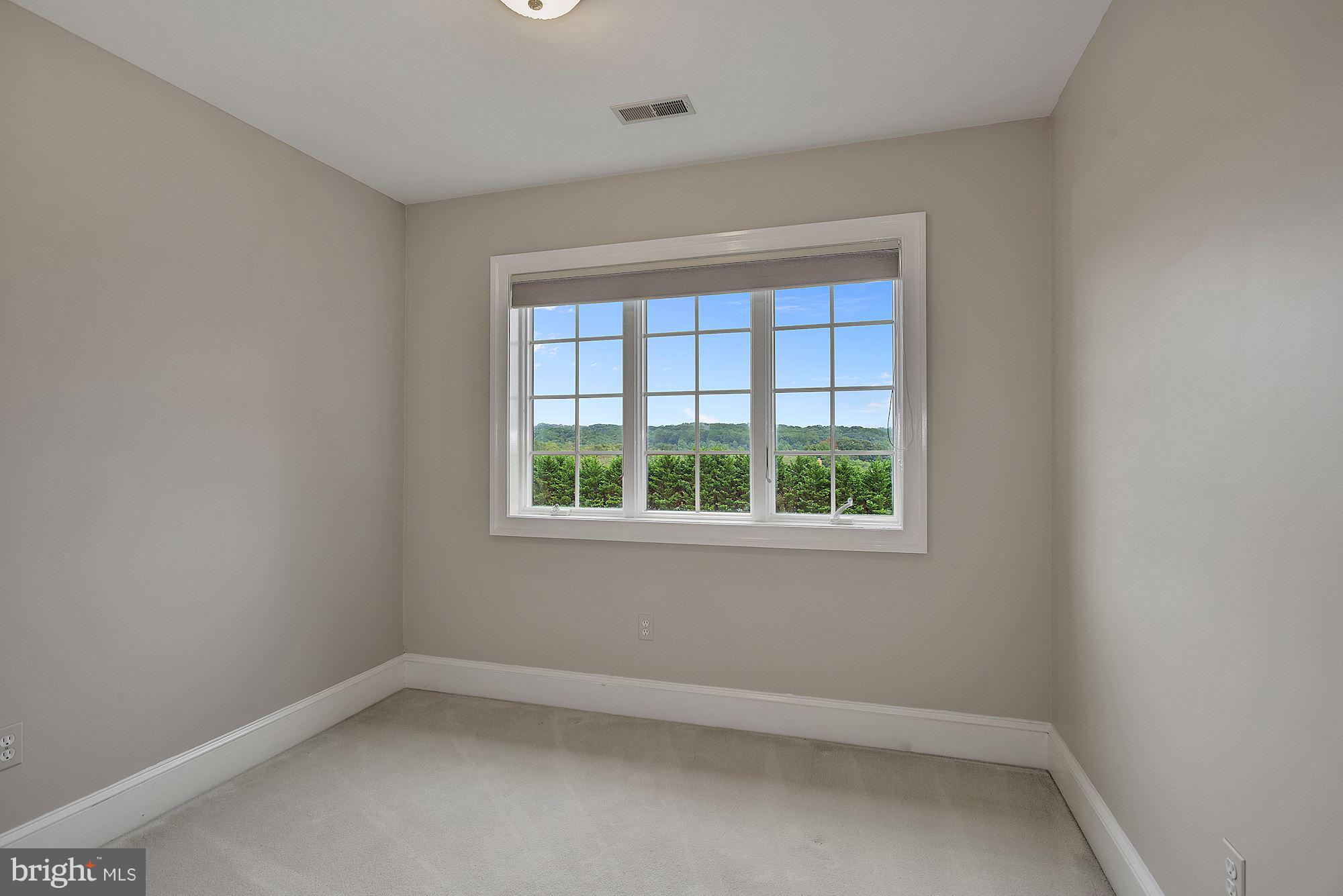 14301 Cooper Road Phoenix, MD 21131 - Photo 16 of 30 Master Suite Sitting Room