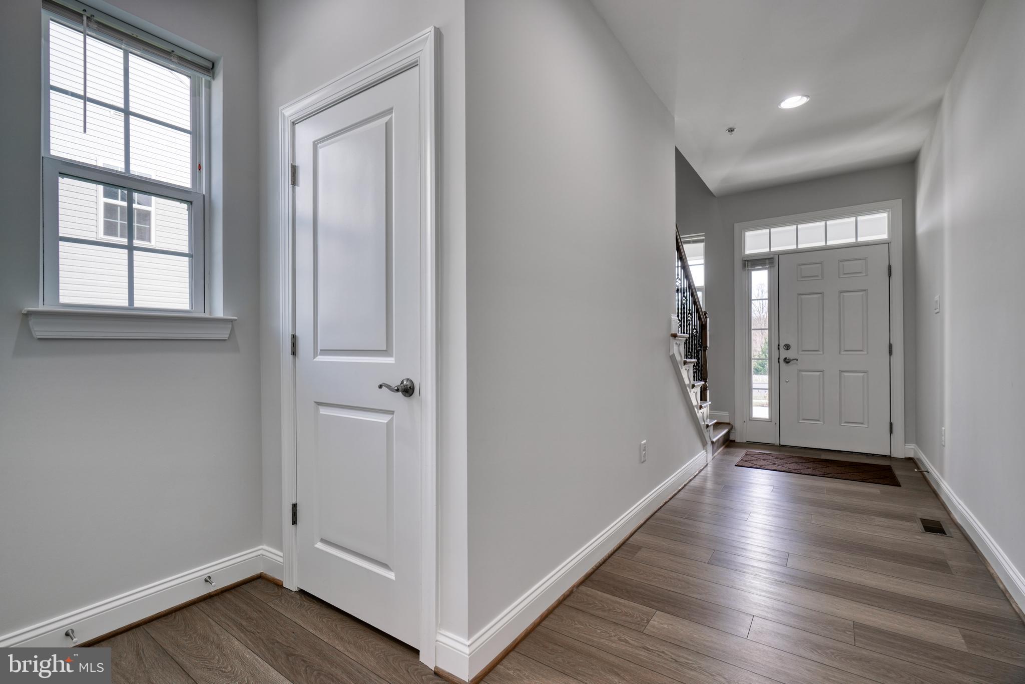 8615 Hines Circle Laurel, MD 20723 - Photo 7 of 68