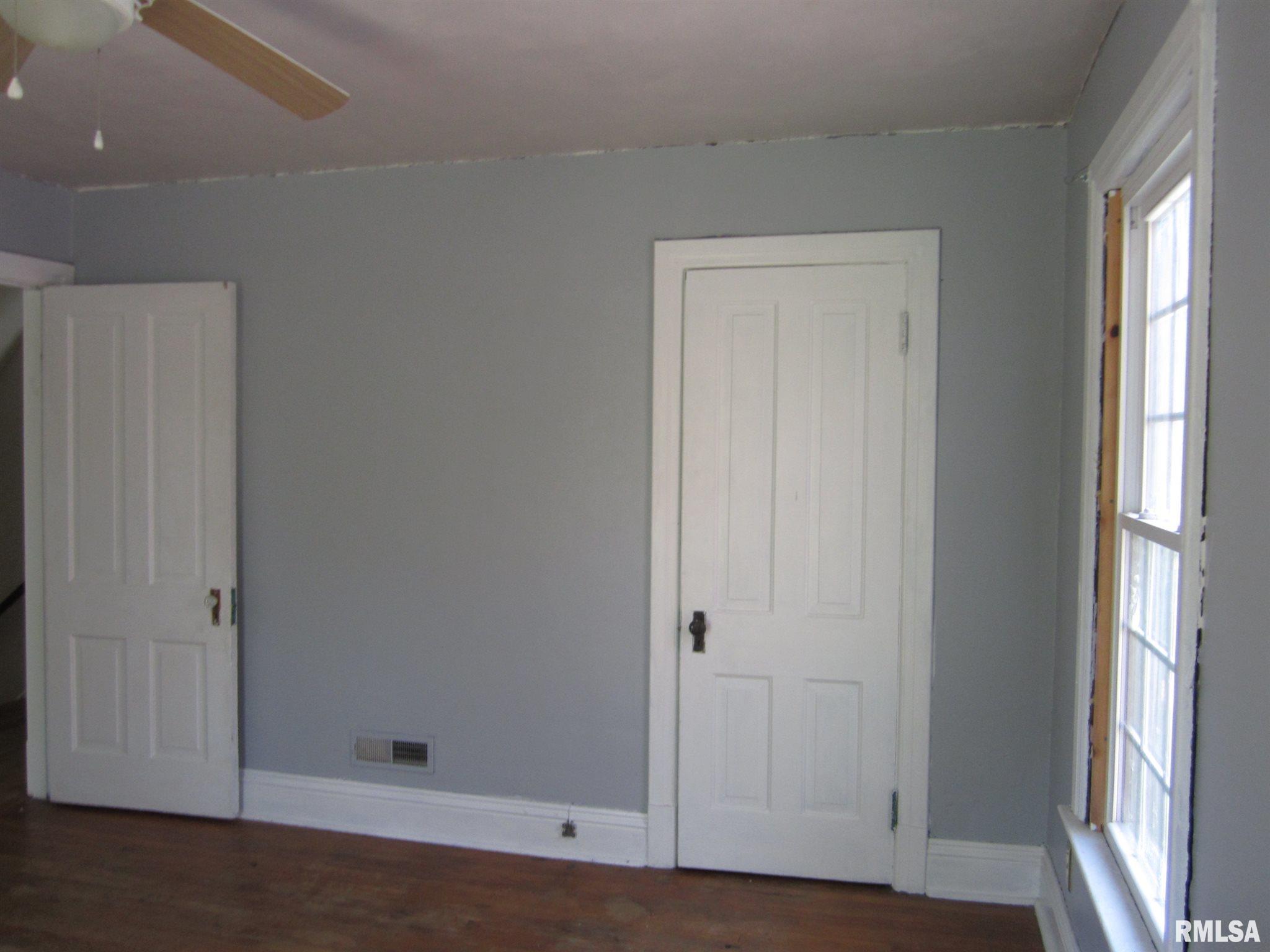 1117 West Edwards Street Springfield, IL 62704 - Photo 21 of 30 Gallery Image 21