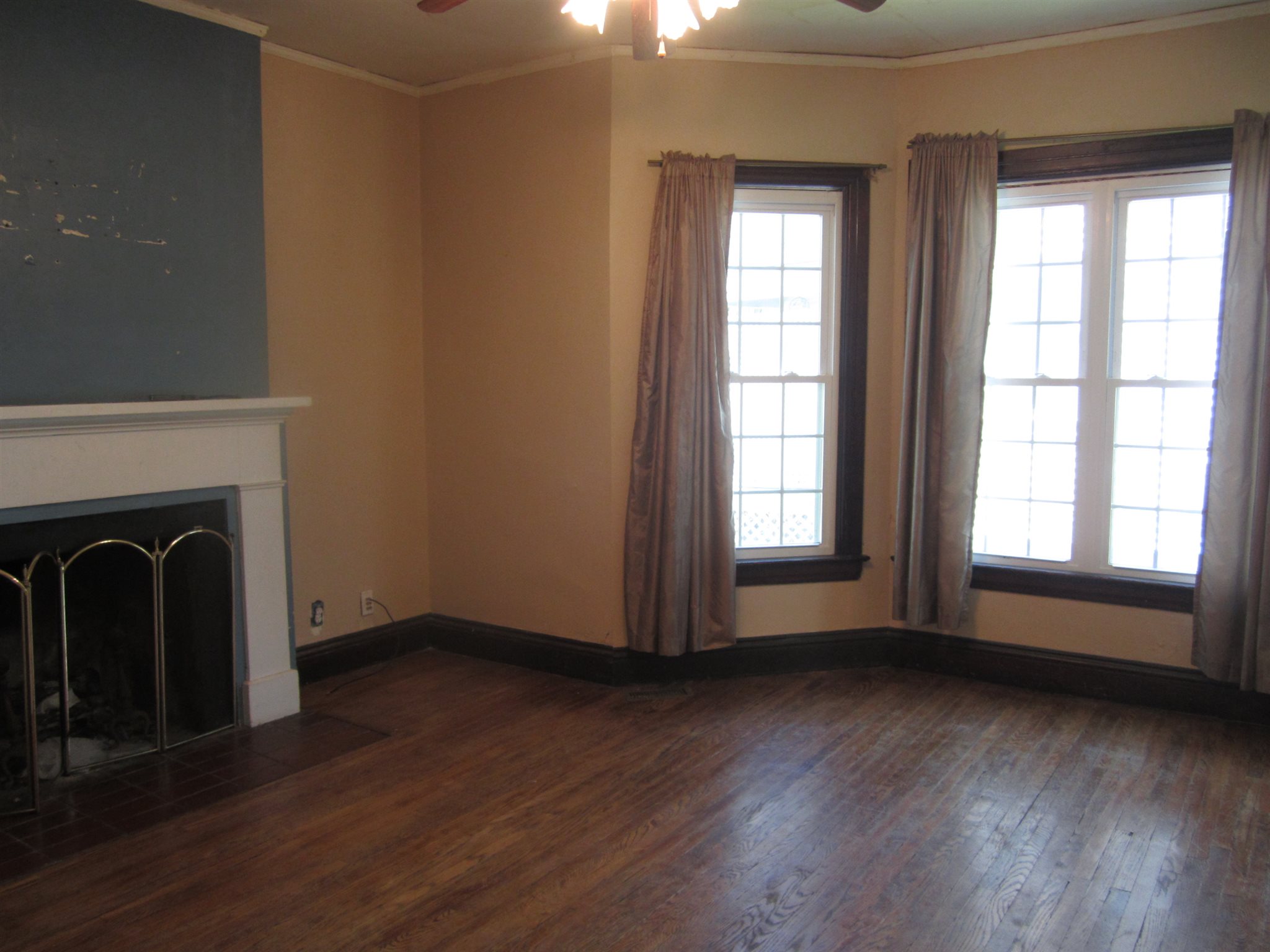 1117 West Edwards Street Springfield, IL 62704 - Photo 4 of 30 Gallery Image 4