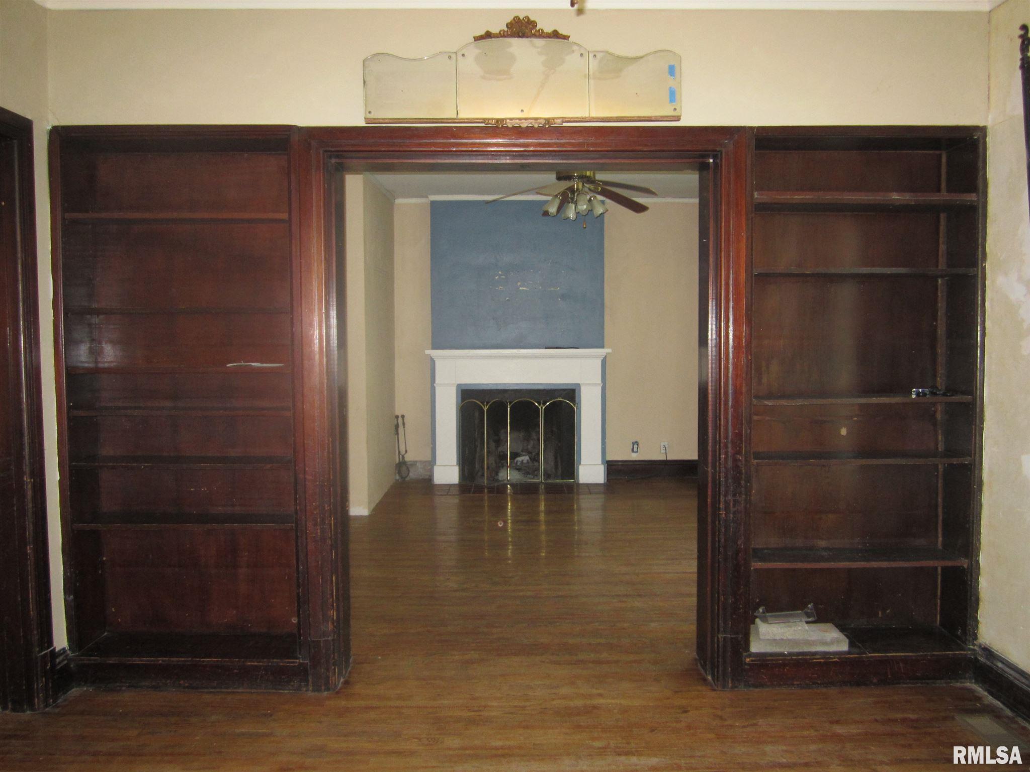 1117 West Edwards Street Springfield, IL 62704 - Photo 7 of 30 Gallery Image 7