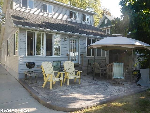 5275 Pointe Tremble Road Algonac, MI 48001 - Photo 17 of 42 31303602-16.JPG
