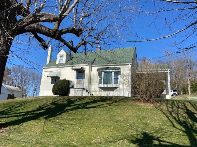 2513 Jackson River Road Covington, VA 24426 - Photo 1 of 20 Front of Home