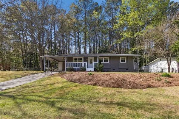 $389,900 | 948 Creekdale Drive, Clarkston, GA 30021