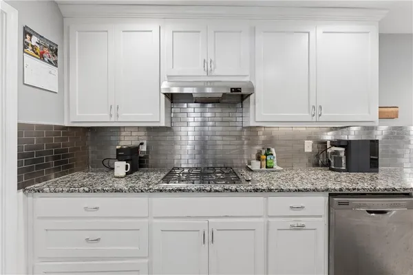 $379,900 | 948 Creekdale Drive, Clarkston, GA 30021