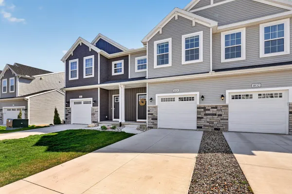 $360,000 | 4628 Gln Hvn Drive, Grand Rapids, MI 49512