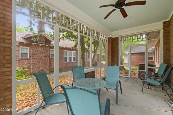 $299,500 | 608 Concart Street, Hattiesburg, MS 39401