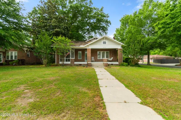 $299,500 | 608 Concart Street, Hattiesburg, MS 39401