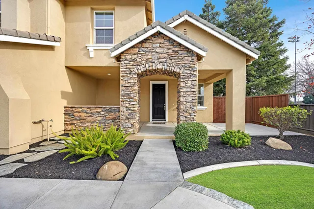 $785,000 | 4726 Dandelion Loop, Tracy, CA 95377