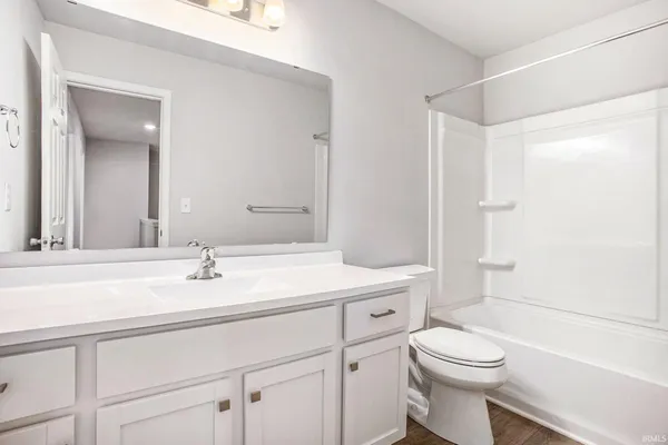 $429,900 | 52118 Olympus Pass, Granger, IN 46530