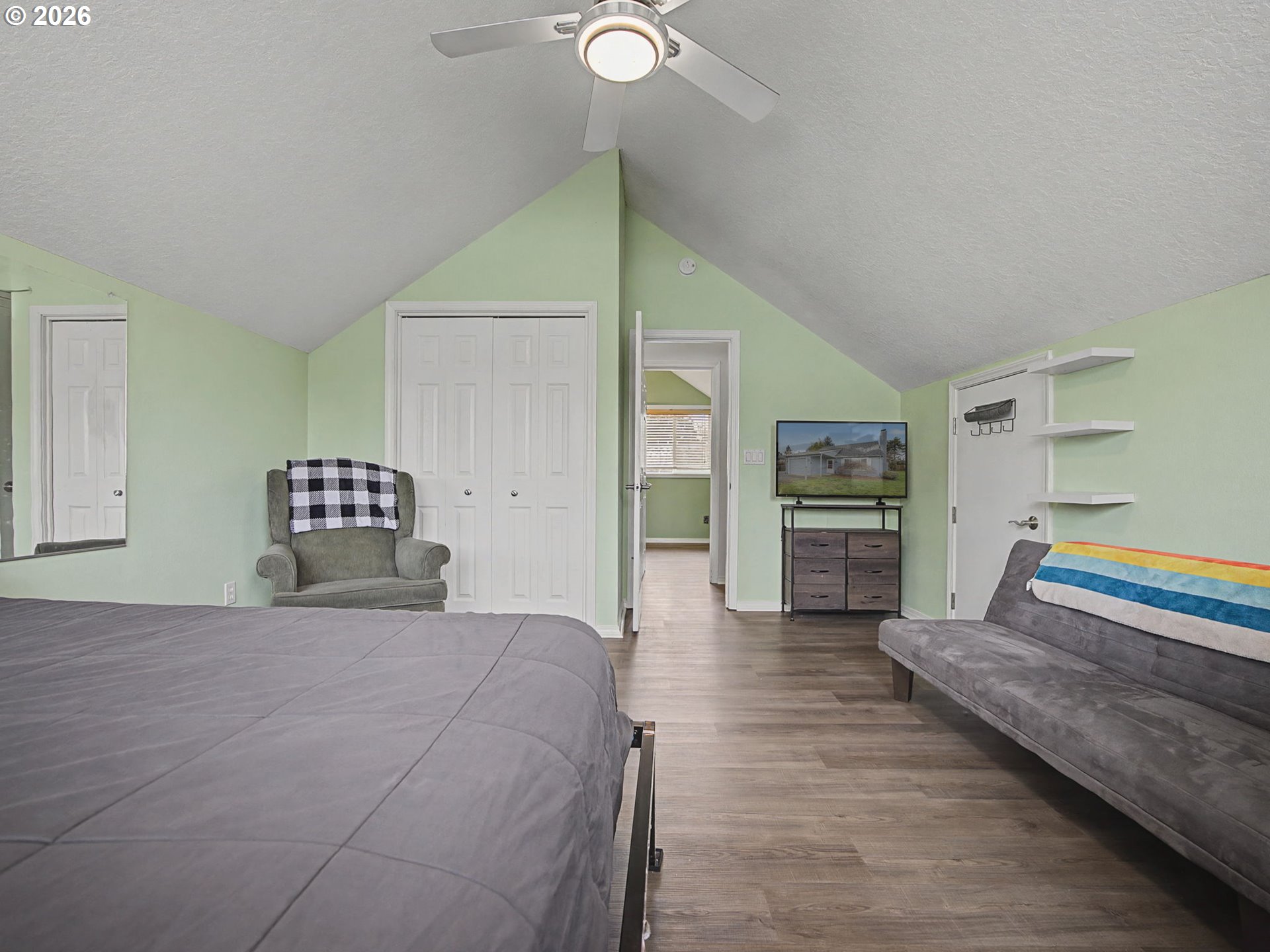 7919 Southeast Clackamas Road Milwaukie, OR 97267 - Photo 18 of 19